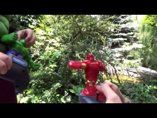 max plays superheroes