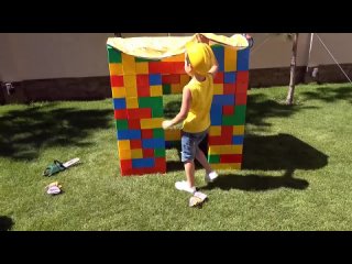 max builds a house from a large designer ride a tractor machine with a trailer
