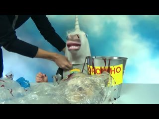bucket so niyu i  first -april prikols
