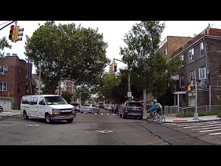 idiots on bikes hilarious cyclist fails compilation